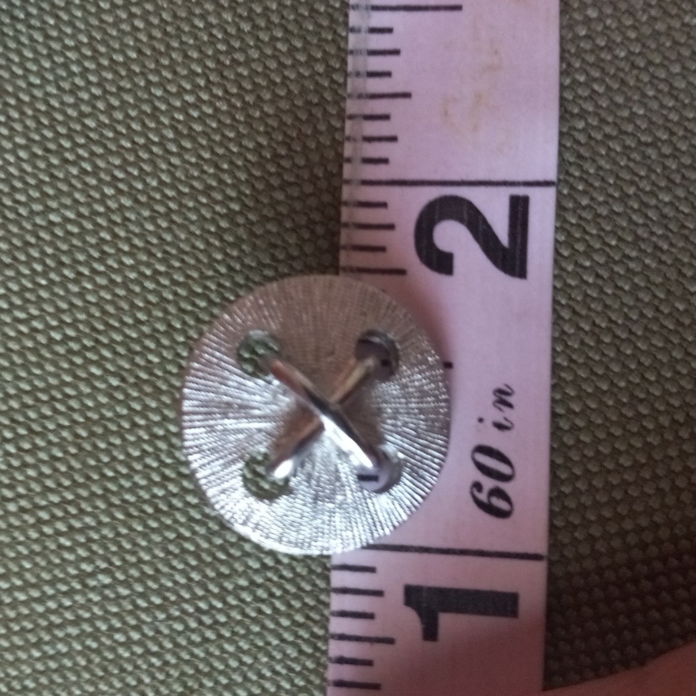 8 vintage silver tone buttons - Picture 3 of 3
